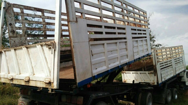 ขายรถพ่วง 18 ล้อ แม่-ลูก กระบะเหล็กคอกสูงดั้ม ISUZU 270 ปี.48 วางเครื่อง 320 แรง ลงเล่มแล้ว ราคา 1550000 ต่อรอง สนใจรีบโทรจองด่วน ขายรถพ่วง 18 ล้อ แม่-ลูก กระบะเหล็กคอกสูงดั้ม ISUZU 270 ปี.48 วางเครื่อง 320 แรง ลงเล่มแล้ว ราคา 1550000 ต่อรอง สนใจรีบโทรจองด่วน