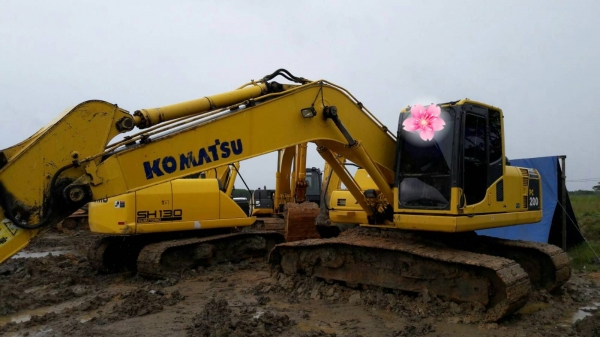 ขายรถแบคโฮ KOMATSU PC200-8 เอกสารเล่ม ไมล์ 14000 ชม.ปี 2008 ราคา 1400000