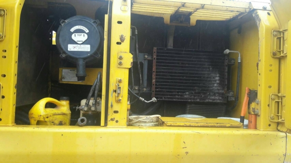 ขายรถแบคโฮ KOMATSU PC200-8 เอกสารเล่ม ไมล์ 14000 ชม.ปี 2008 ราคา 1400000