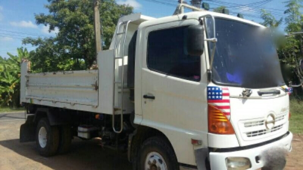 รถฮีโน่ 6 ล้อดั้ม FC4J 170 แรงม้า. ปี 50. สนใจติดต่อ 081 - 6079515