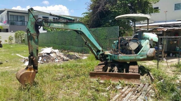 ขาย!! >>> Komatsu Pc30 รุ่น 7 <<<