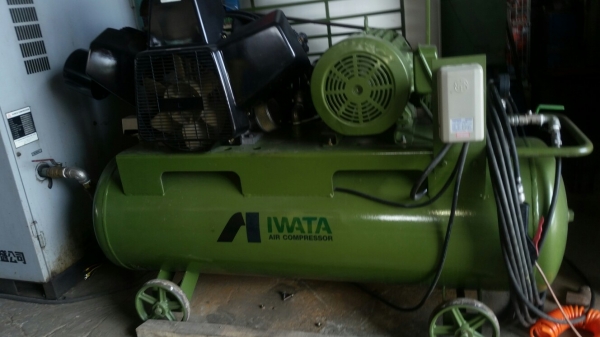 ขายปั๊มลม IWATA