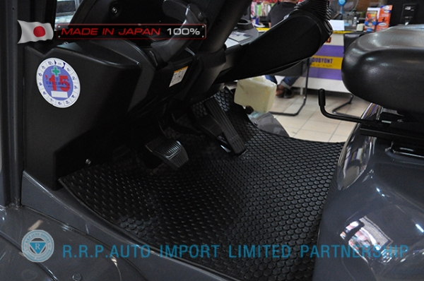 ขายรถโฟล์คลิฟท์มือสอง TOYOTA รุ่น 8FDJ30-13603 นำเข้าจากประเทศญี่ปุ่น 100\% ไม่เคยใช้งานในไทย