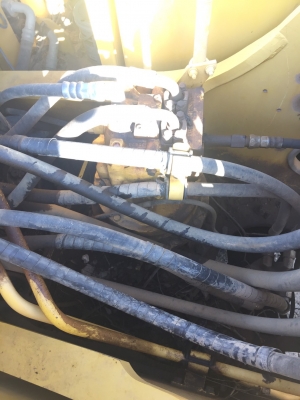 ขายรถแบคโฮ KOMATSU PC200-7 ไมล์ 8000 ชม.เอกสารเล่ม ราคา 1680000