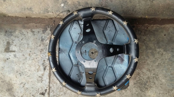 พวงมาลัยก้านยก