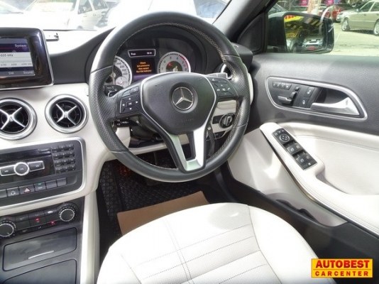 BENZ A-CLASS A180 W176 1.6 BlueEFFICIENCY AT ปี2014