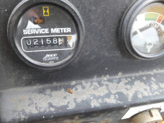 ขายค่ะ..KOMATSU  D20PL-6  เก่าญี่ปุ่นแท้...สภาพสวย...เครื่องปั๊มดี...ระบบคล่อง...โทร..089-3818694  ดวงนภา