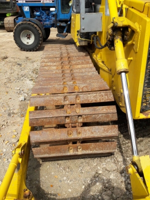 ขายค่ะ..KOMATSU  D20PL-7 เก่าญี่ปุ่นแท้...สภาพสวย...เครื่องปั๊มดี...ระบบคล่อง...โทร..089-3818694  ดวงนภา