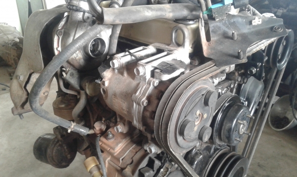 เครื่องISUZU 2.5turbo