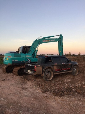 ขายดาวน์700,000 SK140 รถสวยสภาพดี สนใจโทร 090-8588220คุณนะ 093-3258446คุณบิว หรือเข้าดูสินค้าอื่นๆได้ที่ www.narong2truck.com หรือ www.truck.in.th/498 หรือเพจFacebook ณรงค์ ซื้อขายรถมือสอง (เว็บไซต์ส่วนตัว) หรือFacebook คุณนะ รถบรรทุก