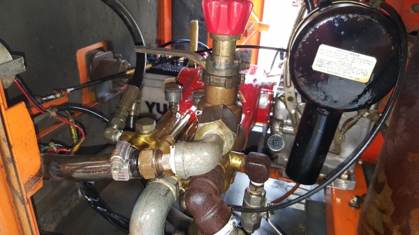 ปั้มอัดฉีด พร้อมสาย เบนชิล 7 แรง สตาร์ทกุญแจ รหัสสินค้า C1 - 4 ราคา 17800 บาท สอบถามต่อรองได้ขายได้ขาย