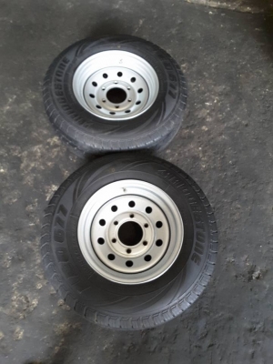 ล้อกะทะเพลาลอย ขอบ 14 สภาพป้ายแดง สวยๆ มี 2ล้อ ล้อกะทะเพลาลอย ขอบ 14 สภาพป้ายแดง สวยๆ มี 2ล้อ