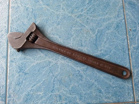 ประแจเลื่อน BAHCO made in Sweden 12 นิ้วมือสอง