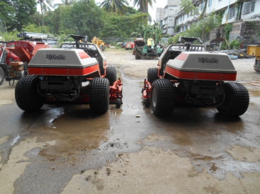 รถตัดหญ้า KUBOTA AMX-3 4WD-4WS พร้อมใช้งาน รถตัดหญ้า KUBOTA AMX-3 4WD-4WS พร้อมใช้งาน