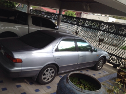 เเคมรี่ปี 2000