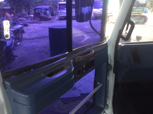 ขาย หัวสิบล้อ ISUZU ร็อคกี้ ทำสีใหม่ อุปกรณ์ครบ