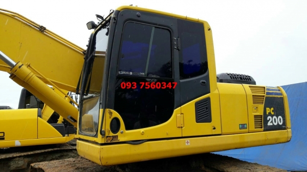 ขายรถแบคโฮ KOMATSU PC200-8 ไมล์14,XXX ชม.ปี 2008