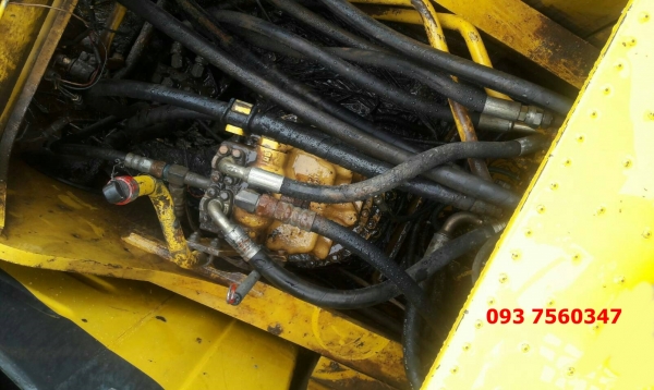 ขายรถแบคโฮ KOMATSU PC200-8 ไมล์14,XXX ชม.ปี 2008