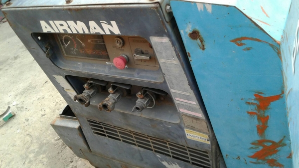 ขายด่วนเครื่องปั้มลมแย๊ก สภาพดีพร้อมใช้ สนใจติดต่อด่วน 0845391041 ขายด่วนเครื่องปั้มลมแย๊ก สภาพดีพร้อมใช้ สนใจติดต่อด่วน 0845391041