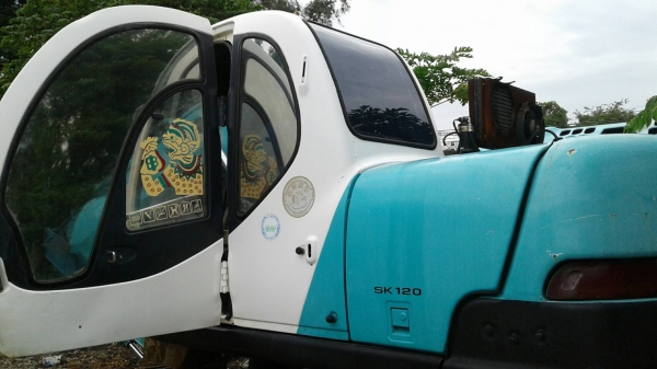 ต้องการขายรถแม็คโคร KOBELCO SK120 ญี่ปุ่น เครื่องดี แอร์เย็นพร้อมใช้งาน สนใจติดต่อ 084-5391041, 0641466546 ต้องการขายรถแม็คโคร KOBELCO SK120 ญี่ปุ่น เครื่องดี แอร์เย็นพร้อมใช้งาน สนใจติดต่อ 084-5391041, 0641466546