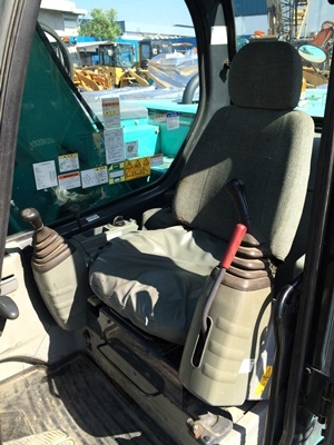 KOBELCO : SK135SR-1ES #YY04  ปี2007 5,789ชม.นำเข้าตรงจากญี่ปุ่นครับ