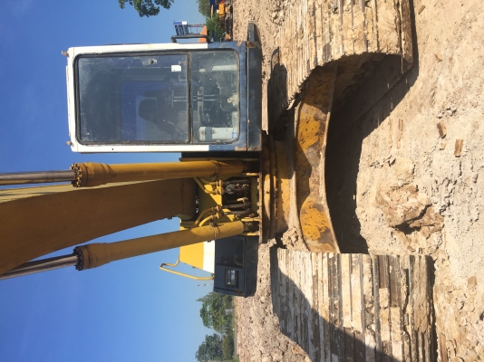 Komatsu Pc200 รุ่น5