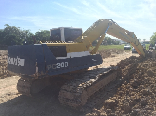 Komatsu Pc200 รุ่น5