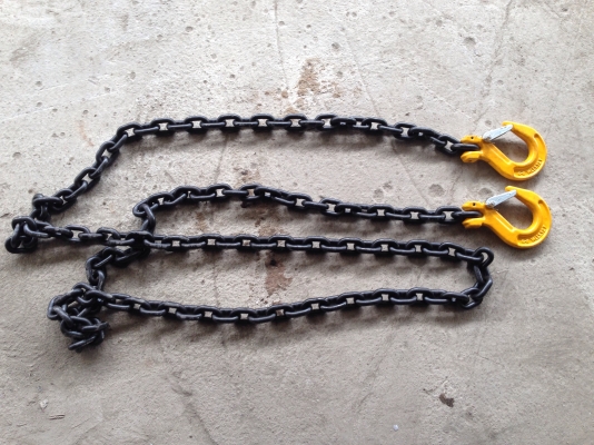 ขายโซ่ยกของพร้อมตะขอ รับน้ำหนักได้ข้างละ 1.12ton. ของใหม่ไม่เคยใช้งาน มี 8เส้นครับ