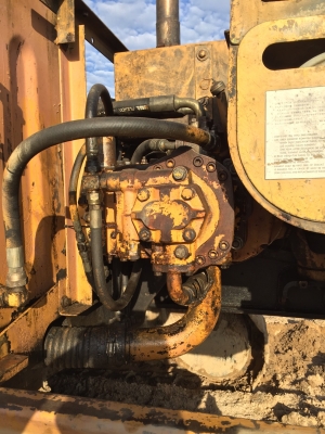 ขาย 435,000 KOMATSU pc 200-5 คอลโทลสั้น ซีเรียลสูง เครื่องเดิมดี ปั้มแรง ช่วงล่างพอใช้(รถอยู่ ชลบุรี) 090-772-3710 090-772-3708