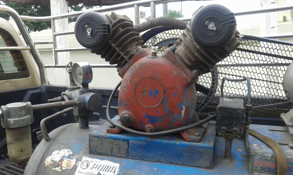 ปั้มลม2หัว1แรงปั้มเก็บลมดีครับราคานี้คุ้มครับ ปั้มลม2หัว1แรงปั้มเก็บลมดีครับราคานี้คุ้มครับ