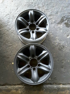 ล้อเล้บเหยี่ยว อีซุสุ แท้ ขอบ 16*7 et7.5 สวยๆ มี 2วง ล้อเล้บเหยี่ยว อีซุสุ แท้ ขอบ 16*7 et7.5 สวยๆ มี 2วง