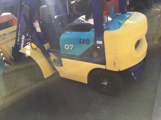 ขายรถโฟล์คลิฟท์สำหรับตักยางพาราตักทรายตักหินตักหัวมันตักข้าวเปลือกตักถั่ว ขายรถโฟล์คลิฟท์สำหรับตักยางพาราตักทรายตักหินตักหัวมันตักข้าวเปลือกตักถั่ว