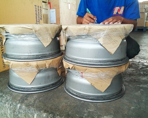 แม็กกระบะ-รถตู้ขอบ16 เอนไกแท้ 6รู139 สีสวย สภาพดี (4วง3,900)