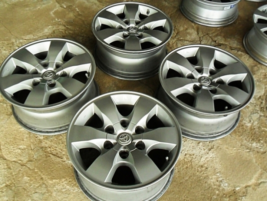 แม็กกระบะ-รถตู้ขอบ16 เอนไกแท้ 6รู139 สีสวย สภาพดี (4วง3,900)