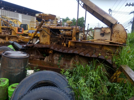 ขายรถแทรคเตอร์ KOMATSU D50P-15 ห้องเลี้ยวแห้ง ราคา 200000 ขายรถแทรคเตอร์ KOMATSU D50P-15 ห้องเลี้ยวแห้ง ราคา 200000