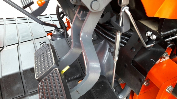 ขายรถไถคูโบต้า KUBOTA L4708SP (4WD)พร้อมบุ้งกี๋ ขายรถไถคูโบต้า KUBOTA L4708SP (4WD)พร้อมบุ้งกี๋