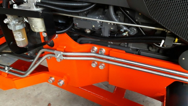 KUBOTA L 4708 SP (4WD) 2 เพลา สภาพใหม่สวยๆ ชั่วโมงใช้ งานน้อย สีเดิมทั้งคัน พร้อมชุดใบมีดดันหน้า KUBOTA L 4708 SP (4WD) 2 เพลา สภาพใหม่สวยๆ ชั่วโมงใช้ งานน้อย สีเดิมทั้งคัน พร้อมชุดใบมีดดันหน้า