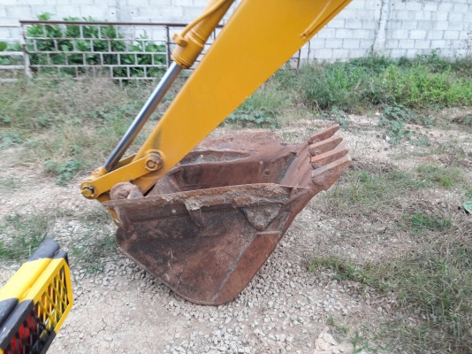 ขายด่วนรถ แบคโฮCATE70B รถสวยลอนใหม่ เครื่องดี โช๊คเต็ม