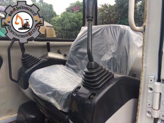 ขายรถขุด แบคโฮ KOMATSU PC 30-7 รถเก่านอกญี่ปุ่นแท้ มีเอกสารใบอินวอยและใบซื้อขาย พร้อมทำสี เช็คระบบ พร้อมติดแอร์ +ฟิล์ม พร้อมลงงาน ราคา 470,000 บาท   หารถขุด "แบคโฮ" ดีมีคุณภาพที่นี่ ร้าน วัชรัตน์ รุ่งเรืองแทรคเตอร์ สนใจติดต่อ:096-5411713 หรือ 09