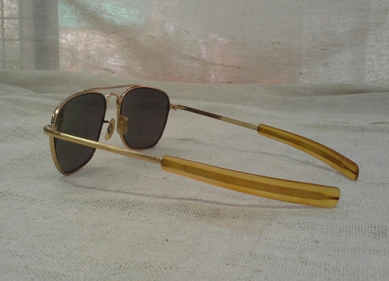 แว่นตาอเมริกันวินเทจเสืออากาศ รุ่นหายาก! Original COMMAND handmade in USA 23 K แว่นตาอเมริกันวินเทจเสืออากาศ รุ่นหายาก! Original COMMAND handmade in USA 23 K