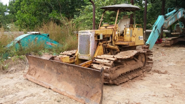 ขาย!! >>> CAT D3B <<< เบอร์ติดต่อ 098-7155789