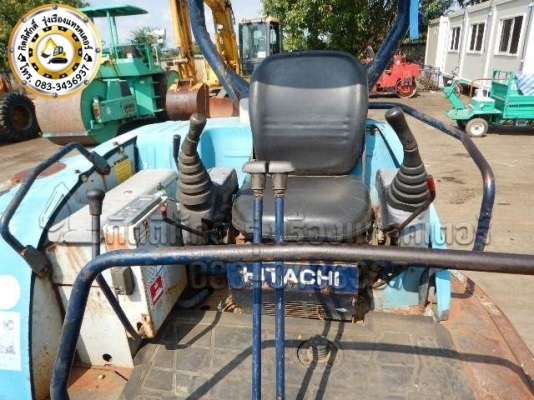 ขายด่วนรถขุดยอดนิยม HITACHI ZX40U (พร้อมหัวกระแทก+บุ้งกี๊)เครื่องดี ปั้มดี ช่วงล่างสวย เอวแน่น #เปลี่ยนแทรคเหล็กมือหนึ่งให้ใหม่ #เก็บสีให้ใหม่ทั้งคัน เป็นรถเก่านอกนำเข้าจากญี่ปุ่นแท้ 100\% เอกสารใบอินวอย ราคา 520,000 บาท