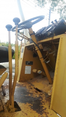 รถตัก KOMATSU 510.    สนใจติดต่อ  081 - 6079515