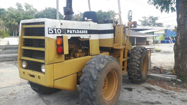 รถตัก KOMATSU 510.    สนใจติดต่อ  081 - 6079515