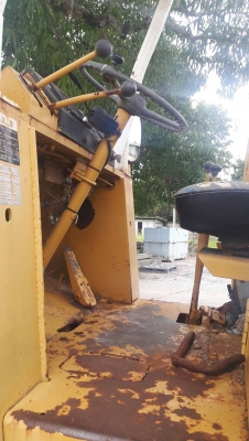 รถตัก KOMATSU 510.    สนใจติดต่อ  081 - 6079515