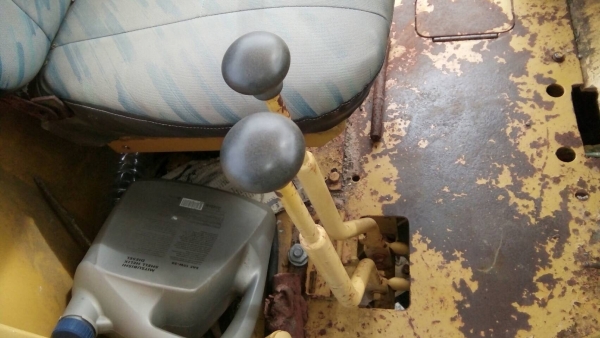 รถตัก KOMATSU 510.    สนใจติดต่อ  081 - 6079515