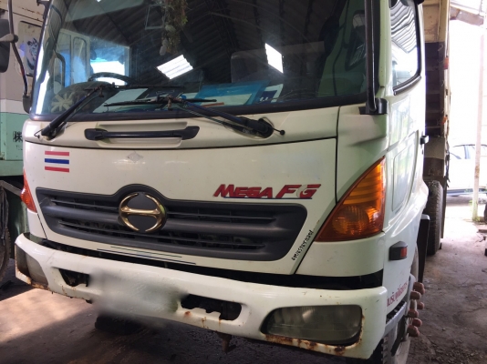 รถฮีโน่ 6 ล้อ FG1J 220 แรงม้า. ปี 48. สนใจติดต่อ 081 - 6079515 รถฮีโน่ 6 ล้อ FG1J 220 แรงม้า. ปี 48. สนใจติดต่อ 081 - 6079515