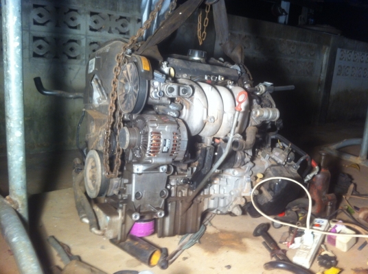 ขายเครื่องยนต์ volvo s40 2.0 turbo ปี2002 ยกลงจากรถผมเองวิ่งมาแค่1หมื่นกว่าโล สาเหตุที่ยกลงเนื่องจากผมไปวาง3Sครับ ขายเครื่องยนต์ volvo s40 2.0 turbo ปี2002 ยกลงจากรถผมเองวิ่งมาแค่1หมื่นกว่าโล สาเหตุที่ยกลงเนื่องจากผมไปวาง3Sครับ