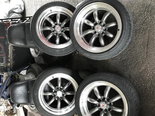 ขายแม็ก กล้วย ถูกๆแถมยาง เอาไปเลย 8500 มาก่อนเอาไป