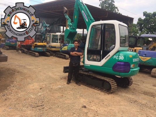 ขายรถขุด แบคโฮ KOMATSU PC 30-7 รถเก่านอกญี่ปุ่นแท้ มีเอกสารใบอินวอยและใบซื้อขาย พร้อมทำสี เช็คระบบ พร้อมติดแอร์ +ฟิล์ม พร้อมลงงาน ราคา 470,000 บาท   หารถขุด "แบคโฮ" ดีมีคุณภาพที่นี่ ร้าน วัชรัตน์ รุ่งเรืองแทรคเตอร์ สนใจติดต่อ:096-5411713 หรือ 09